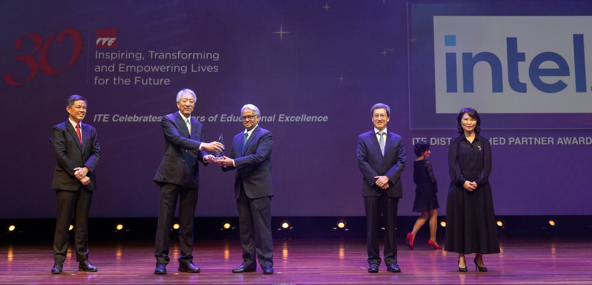 Congrats <a href="/ITESpore/">ITE, Singapore</a> on your 30th anniversary and ‘Thank You’ for acknowledging <a href="/intel/">Intel</a> as a Distinguished Partner! Intel is committed to making tech inclusive &amp; expanding Digital Readiness. <a href="/anshulsonak/">Anshul Sonak</a> <a href="/SarahKemp202/">Sarah Kemp</a> <a href="/aghosh2/">Anjan Ghosh</a> @shwetakhur #EmergingTech #AI 
Pic courtesy-<a href="/ITESpore/">ITE, Singapore</a>