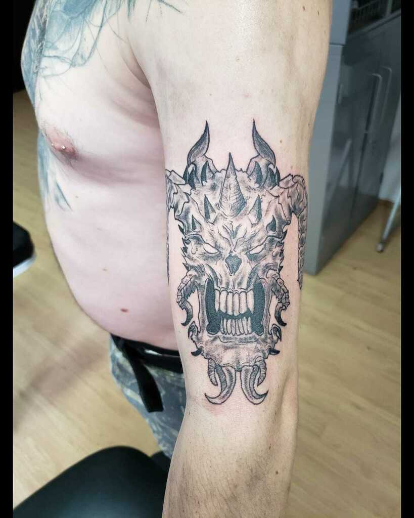 malkavian666's tweet photo. #art #ink #tattoo #tattoos #tattooideas #tattoodesign #instatattoo #tattooink #tattoos_of_instagram #tattooartist #tatuagem #bodyart #bodyarttattoo https://t.co/0gdEqgjWVa https://t.co/YsFo8IVEPY