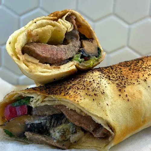 boxdbyparamount's tweet photo. Fact: the only bad Chimichurri Striploin Wrap is the one you didn’t eat.
Did you know we offer gluten-free pita options? Order today at the #linkinbio
#boxdbyparamount #boxd #chefprepared #realchefs #toronto #weekdaymeal #torontofoodies #torontolunch #torontorestaurants https://t.co/ttEcH2gTMj