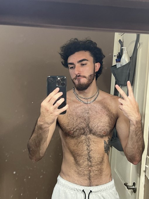 If you see my post, LIKE IT 👀 https://t.co/tMXgaOcCzj