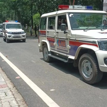 Shyamkr123's tweet image. माननीय मुख्यमंत्री Nitishkumar ने आपात नंबर सेवा #112 ( Emergency Response Support System) का हरी झंडी दिखाकर किया रवाना l
#OneNumber 
☎️#112 

#biharhomedept #bihargovernment #cmn...