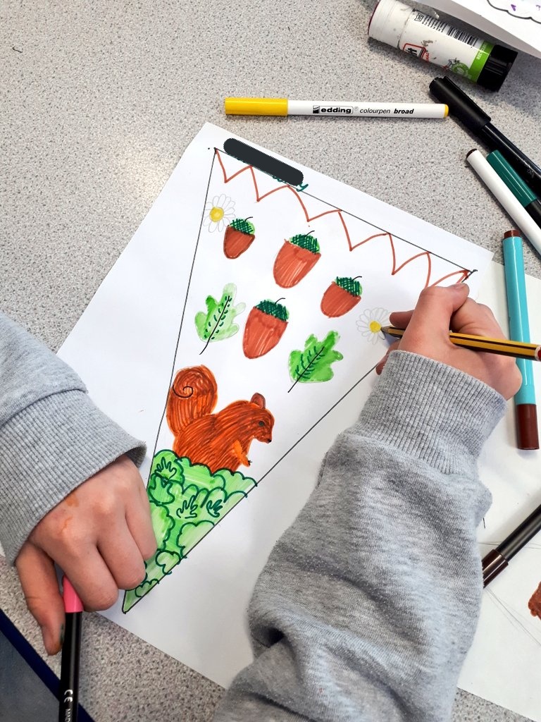 CuriousClareArt's tweet photo. Excellent range of ideas from @CRavenshead pupils for their @miner2major banner workshop today. These are going to look stunning at @MansfieldPalace next week. https://t.co/fRFDGIT5Xf