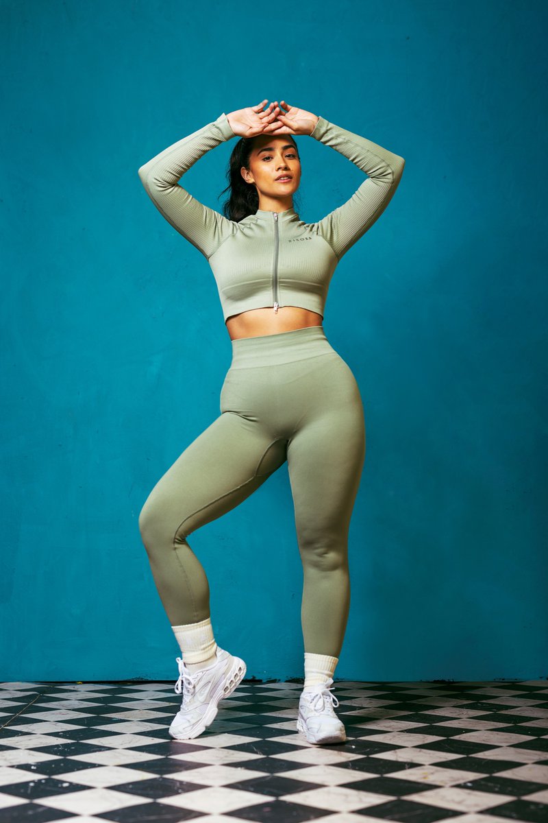 wearedisora's tweet photo. Shaping, Supportive &amp; All day comfort 

The Seamless Collection. 

@wearedisora https://t.co/9s2TcuU3v1
