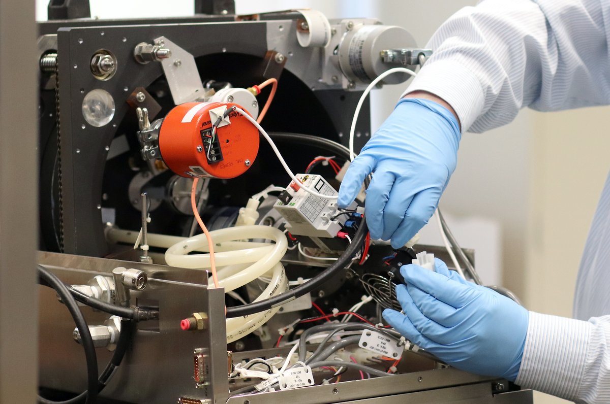 PortlandCC's tweet photo. Great careers await in the semiconductor industry! Thankfully PCC has a respected microelectronics program that offers a 2-year degree, feeding qualified graduates to companies like @intel @QorvoInc @BIOTRONIK_News @LamResearch @thermofisher
Learn more! https://t.co/09v5K1G4Ha https://t.co/vGjdrnVzNX