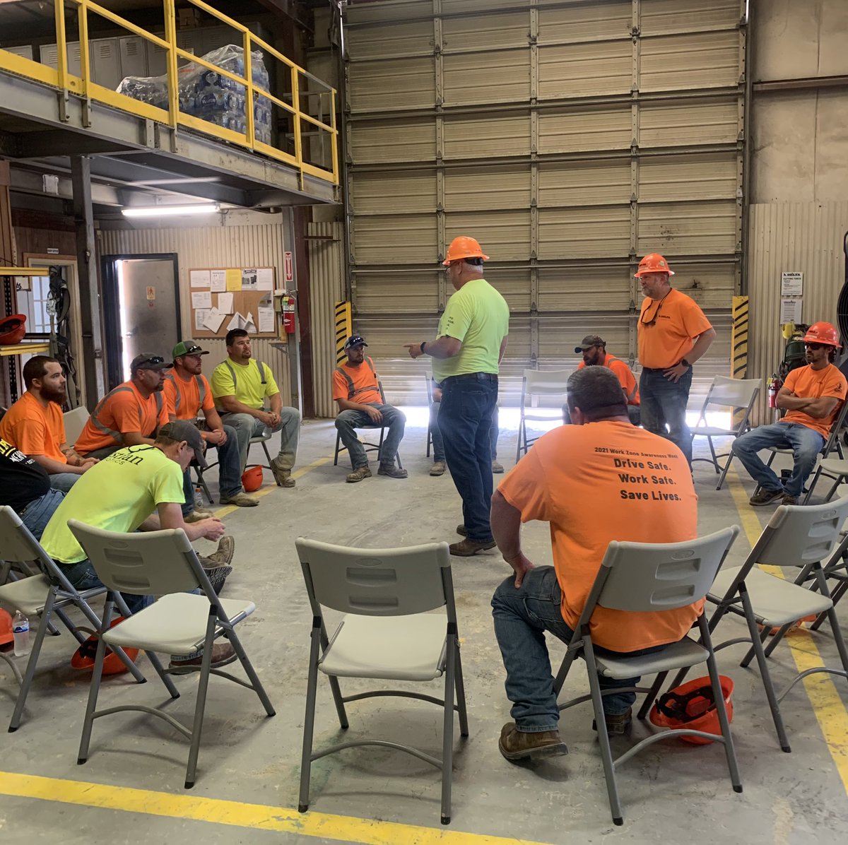 DeltaCompanies's tweet photo. After a short break to celebrate the July 4th holiday, #DeltaSafetyWeek resumes with a visit to our Williamsville Quarry, located just outside Poplar Bluff, MO. Senior Managers discussed heat, complacency, backing, and watching out for each other.
#SafetyCulture #ColasGoalZero https://t.co/HseFFbGUuF