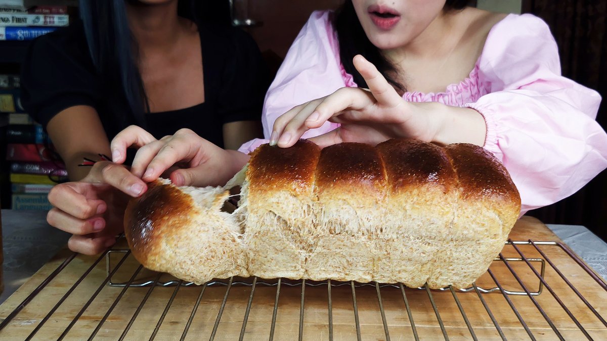 novitalistyani's tweet image. Healthy and Tasty Asian Bread | More Fiber with Wheat Bran youtu.be/WUilMHvvpCk 
#wheatbran #breads #asianbread