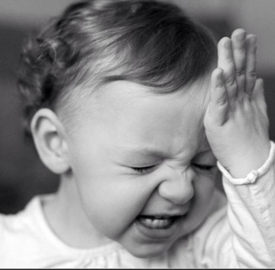 چرا هرروز باید یه مناسبتی وجود داشته باشه که سینگل بودنتو بیشتر به رخ بکشه؟روز بوسه اخه؟