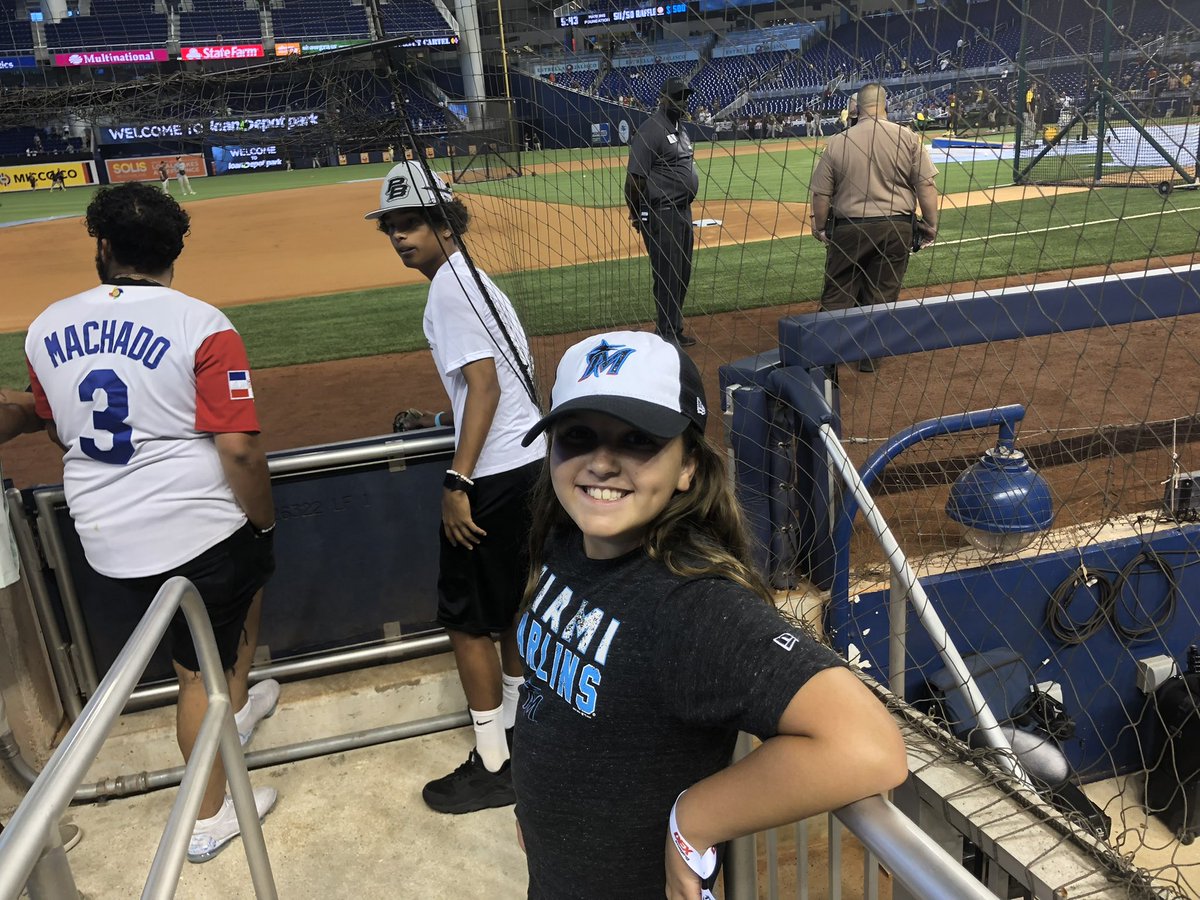 YeeeaaAa buddddyyyyyy back in the 305 can’t wait for tonight to watch <a href="/Marlins/">Miami Marlins</a> <a href="/j_chisholm3/">Jazz Chisholm Jr</a> take on <a href="/MikeTrout/">Mike Trout</a> and his boys from LA!! My #1 client <a href="/LittleG95/">Grayson</a> is here with me as well!! Twitter world let’s goooooo