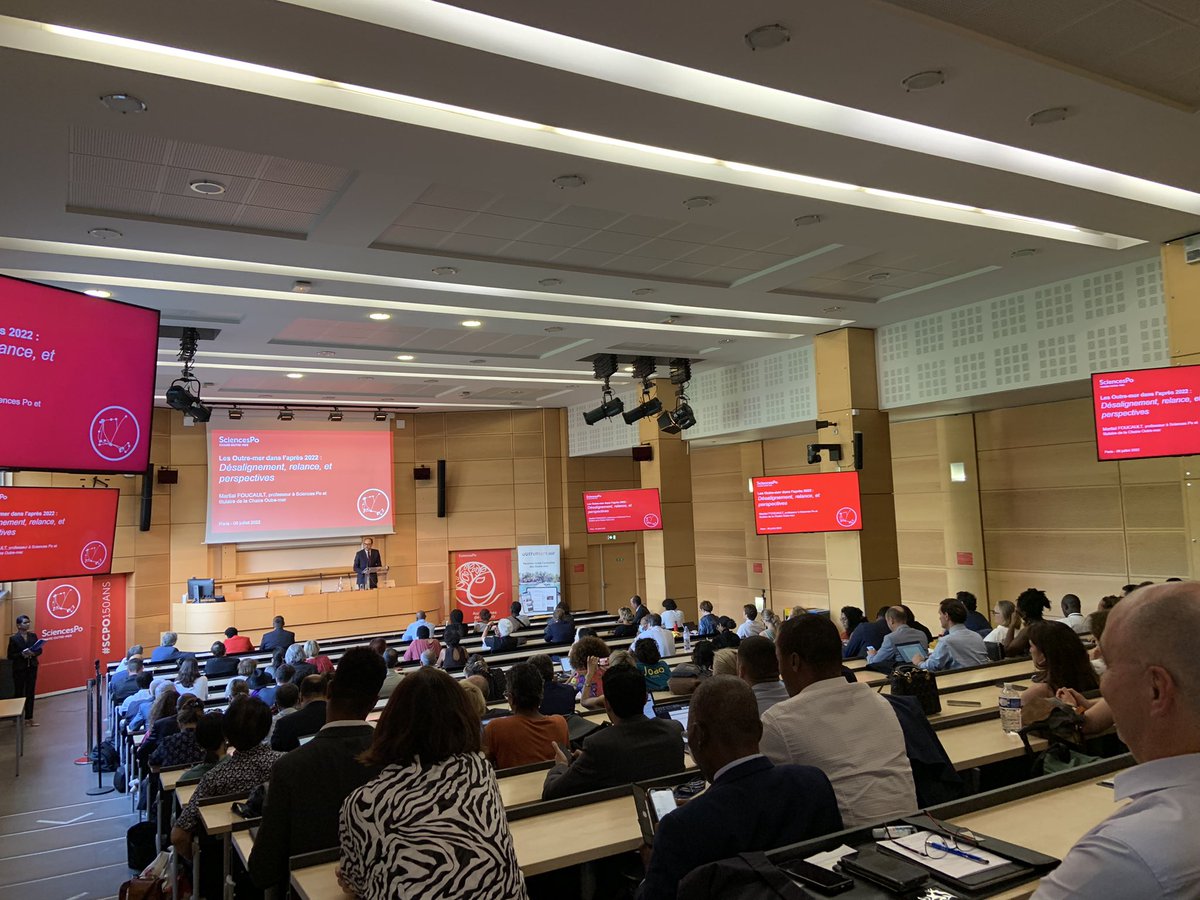 ChaireOutreMer's tweet image. Ce soir, notre Chaire souffle sa 1ere bougie 🥳🥳

Après un bilan des 12 derniers mois, une présentation sur la place de l’expert-comptable #OutreMer par le @CSOEC, et un état des lieux économiques par @HerveMariton, @MartialFoucault décrypte les élections 2022.

#ScPoOutreMer