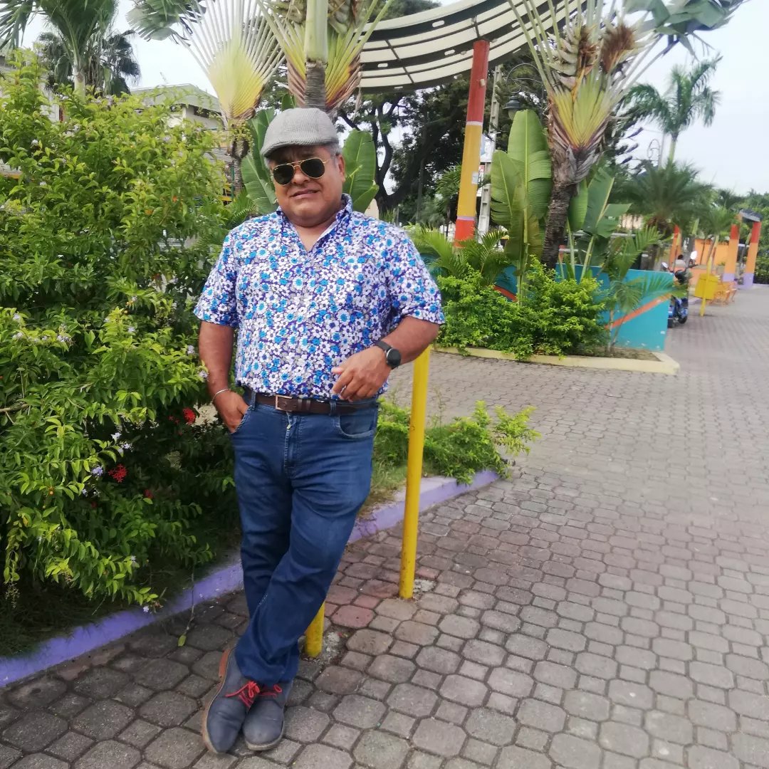 buenarte1's tweet photo. Gracias a Dios por permitir llegar y celebrar mi cumpleaños numero #59... Hoy #sanpedro y San Pablo soy tu amigo #mariorivadeneira https://t.co/QxSxlVUc08