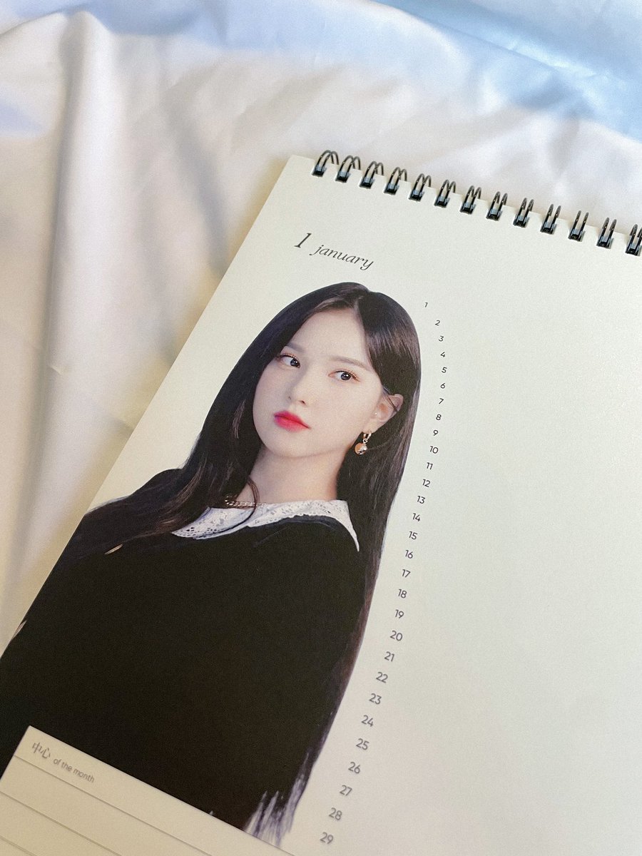 최고의 시즌그리팅,,💜 
감사합니다₍ᐢ..ᐢ₎♡̷