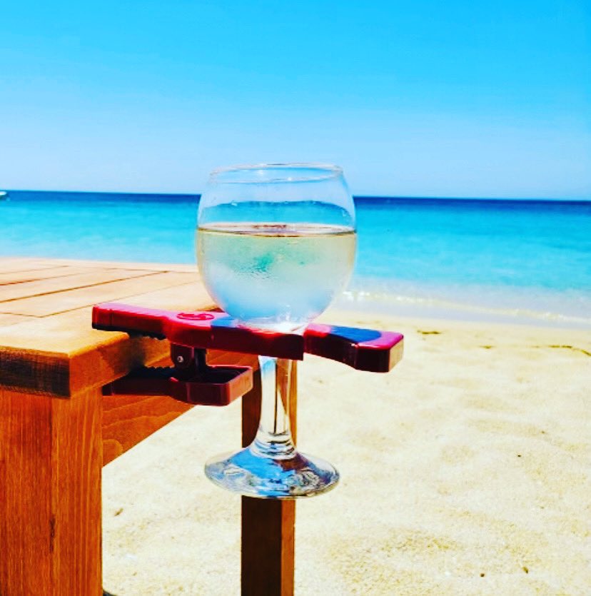 winegrasp's tweet photo. #HumpDayVibes 🙌🏻 Hello #Greece 

Shop the wineGrasp now ➡️ https://t.co/m5oQKwoUxp https://t.co/94n8qvFXWT