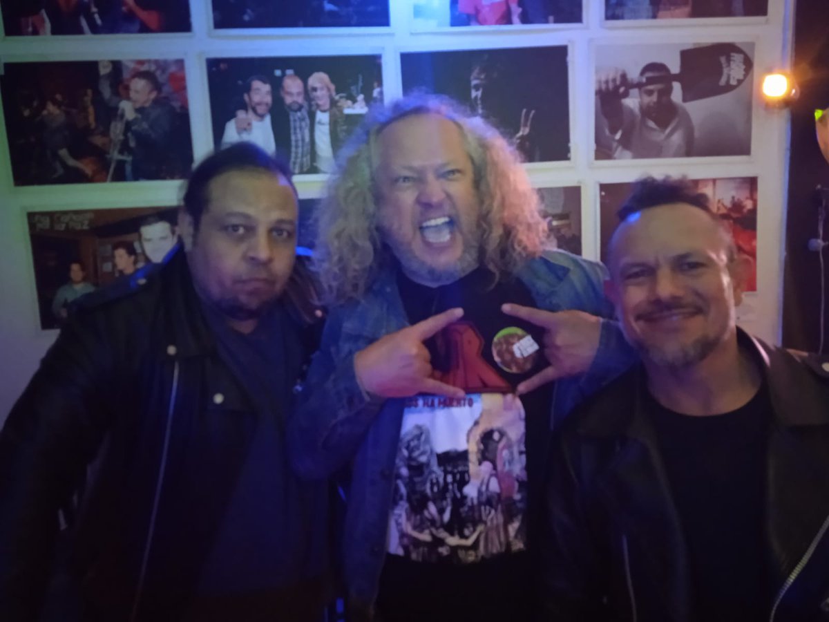 subterranica's tweet photo. Anoche recibimos en la expo del Museo del Rock Colombiano a Acutor, tuvimos una entrevista genial la cual pueden revivir como Podcast en Subterránica o en TMS Radio de Cedar Musical. #museodelrockcolombiano #Subterránica #cedarmusical #tmsradio https://t.co/3zwjkPUq1a