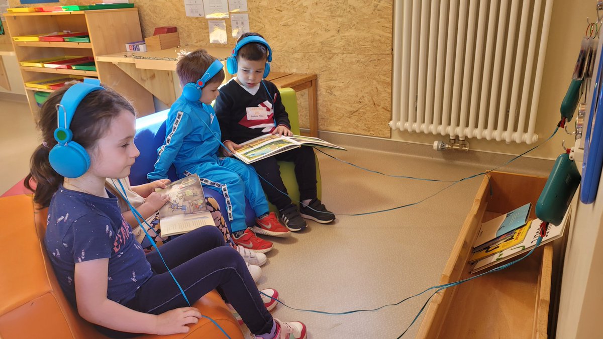 MaterCapcirGar's tweet photo. Ce mercredi matin, la maîtresse de Théza, avec ses ATSEM et ses élèves, se sont appropriés les espaces de la maternelle du groupe Capcir-Garrotxes. #EcoleDehors #ClasseTransformée
@dsden66 @Pyreneescatalan @sicard_suzanne https://t.co/DRJiq7o0sz