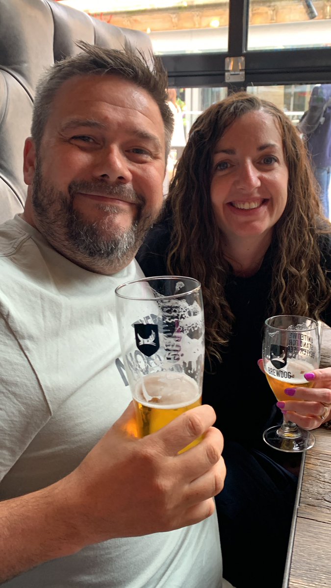 stemacca03's tweet photo. #brewdog #Wesfriends4life Brewdog but no banana beer here!! https://t.co/h52SiHYs5W