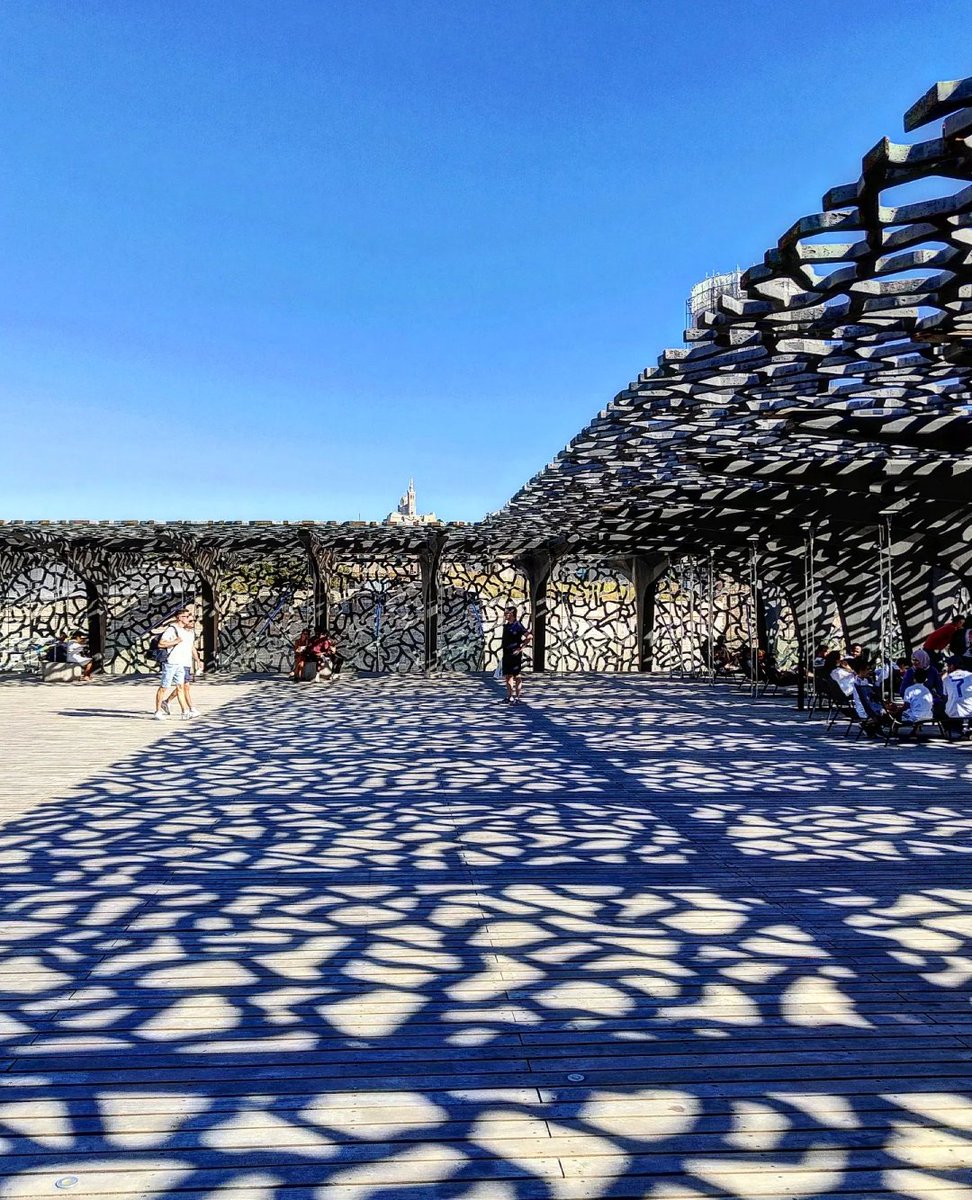EtwTerp's tweet photo. Angle obtus...
MUCEM, Marseille
26 mai 2022
#mathartist #mathlover #photomaths #maths #geometrie #artsetmaths #mucem #angle #obtus #marseille
🔶 RV sur Instagram 🔶
📸🖍️MATHS_ARTIST✏️🎨https://t.co/1OVKVNPI8n https://t.co/5OpQdfvpZm