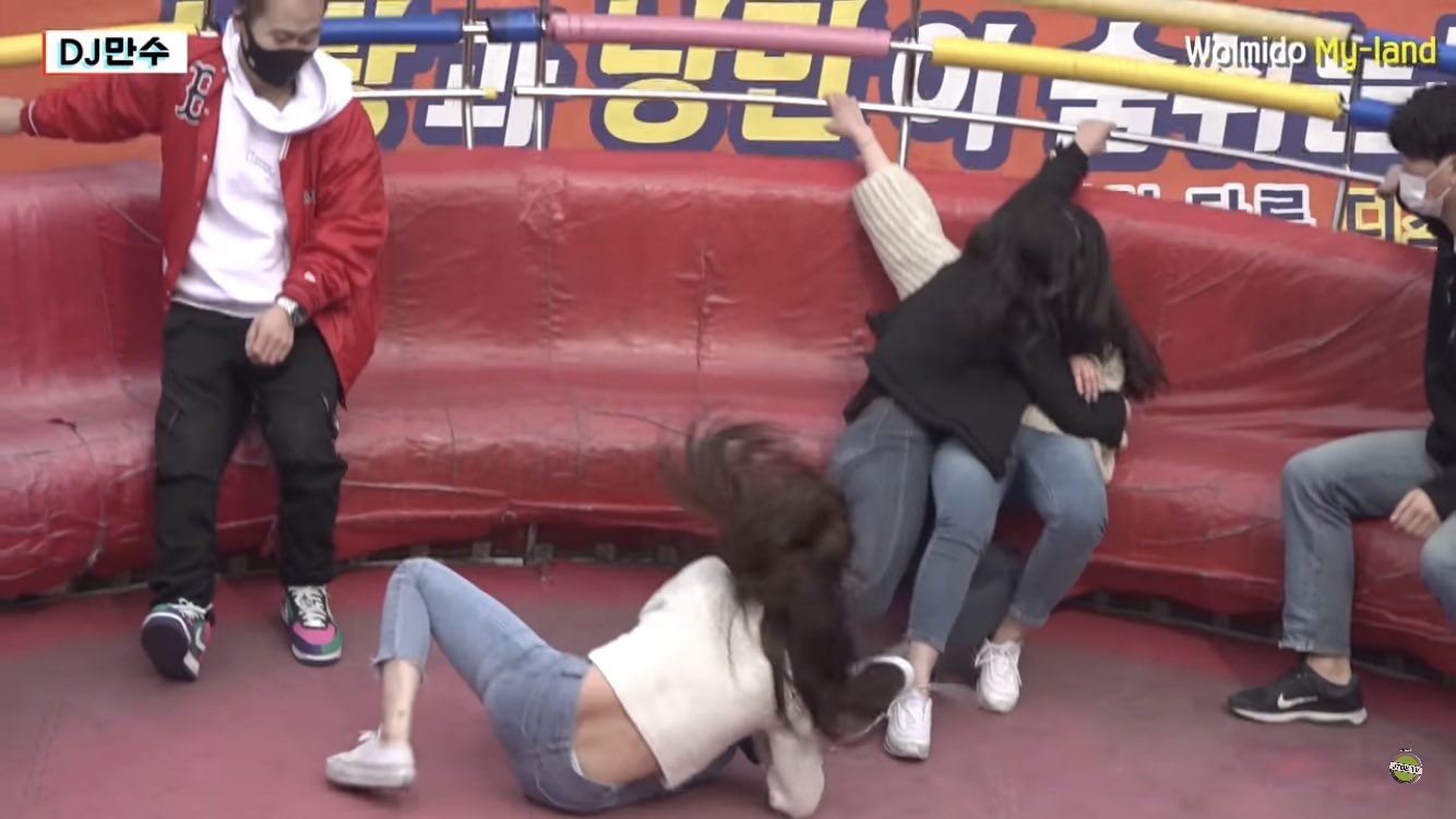 腰パンチラ　エロ 