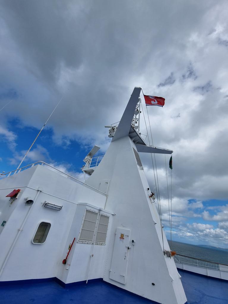 JOC456's tweet photo. @StenaLineUKIE Thank you - currently on your 13pm sailing from Fishguard and after spending 6 months in airports and its an absolute dream! https://t.co/iZoTBCcDOU