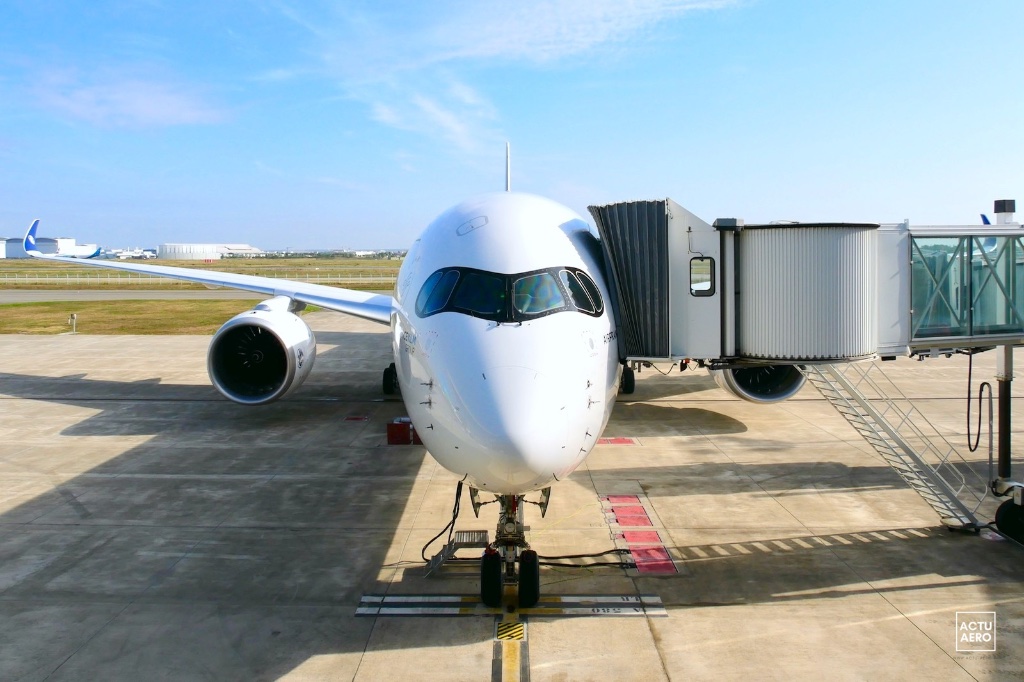 AAF_Aviation's tweet photo. 🇫🇷 Today, #fhtyr (named @DeauvilleFr) the 18th #A350 will join the @airfrance 🏁 Ferry flight to #CDG this afternoon from TLS #AF373V ✅ The aircraft will be in commercial service on June 30th from Paris !
#airlines #France #AvGeek @BadreJerome @landais_cedric @AFnewsroom @Airbus https://t.co/iOU3rR7Qjw