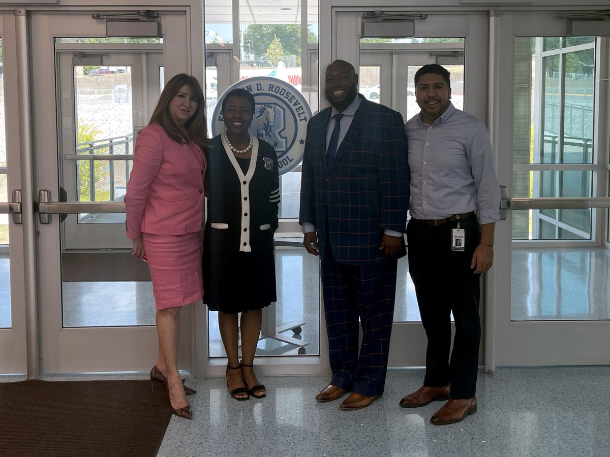 Dallas ISD tweet media