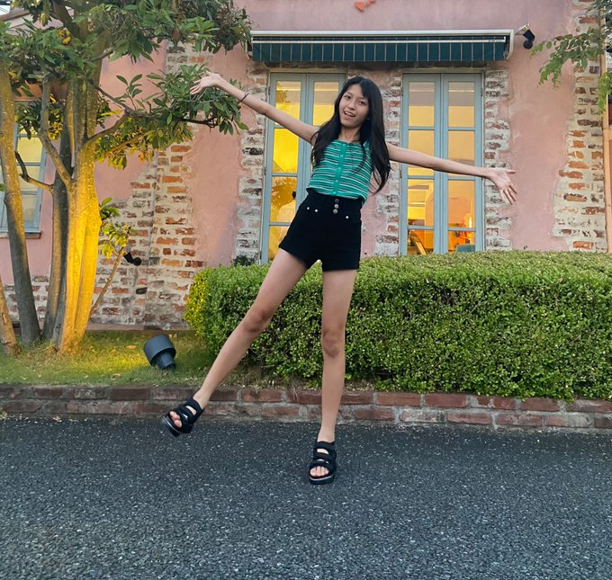 Twitterのコスプレ画像24