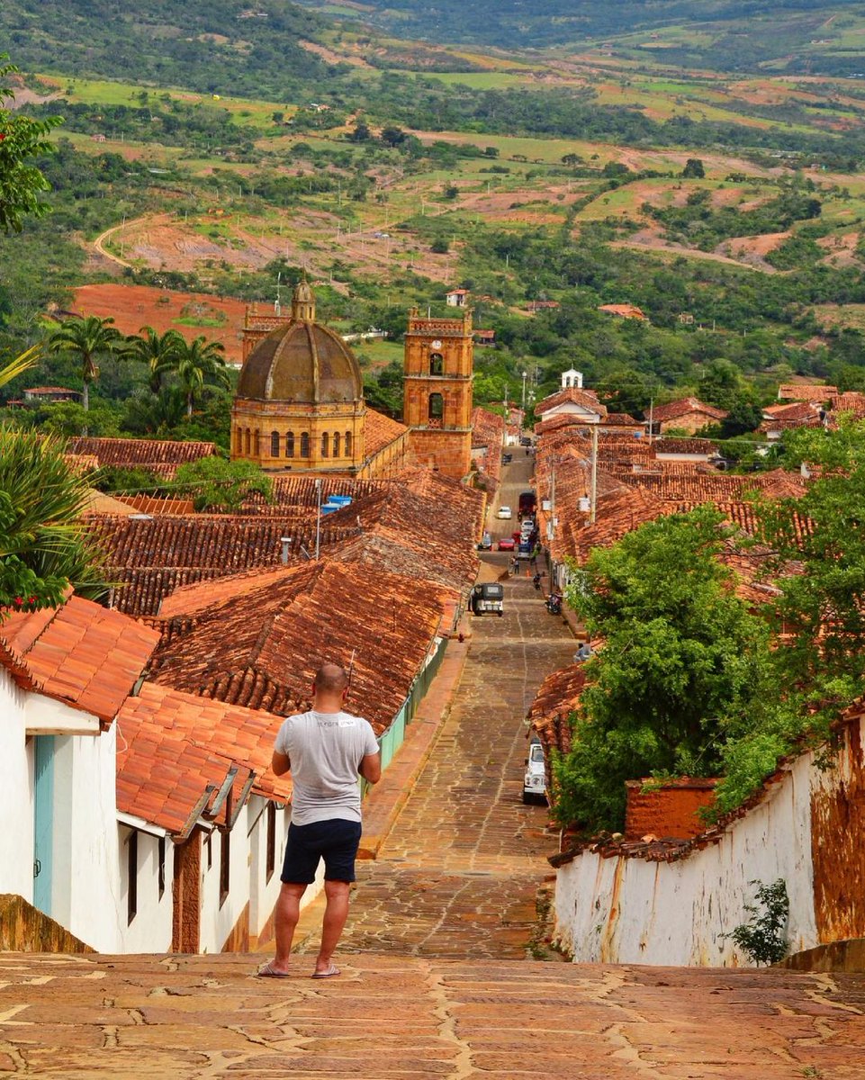 MuseosColombia on Twitter "RT ColombiaMarav FelizMiercoles. Aquí