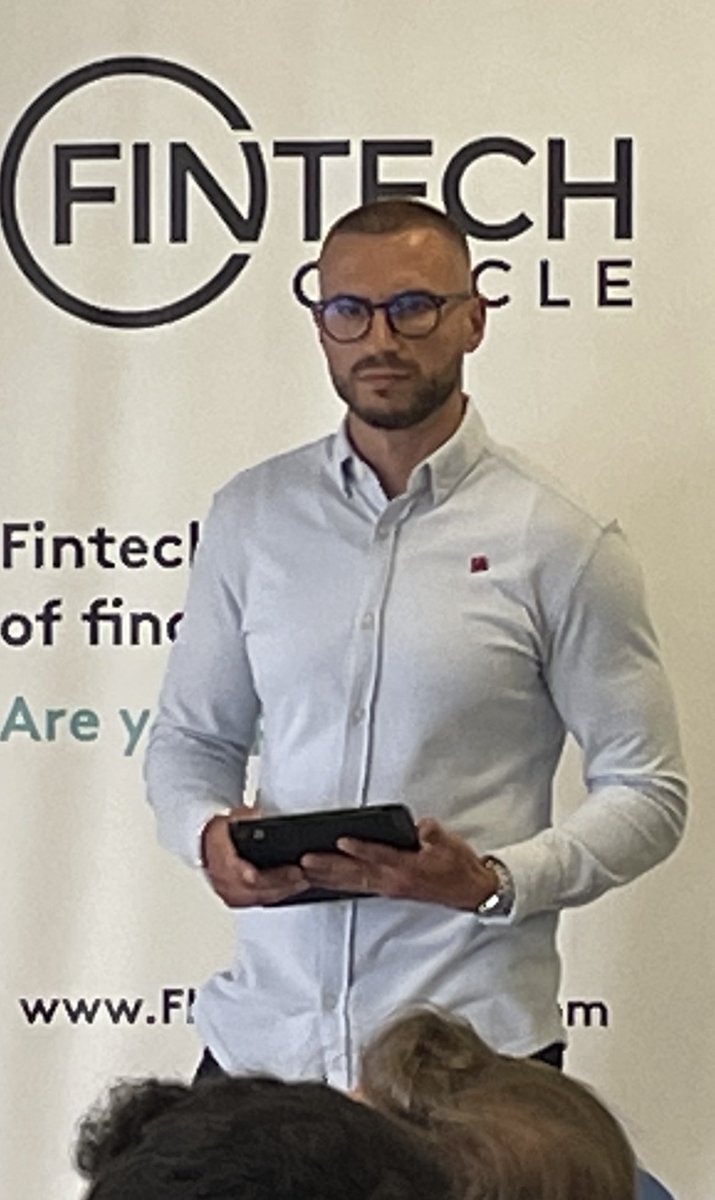 FINTECHCircle's tweet photo. @Metro_Bank explaining how they became Top UK High St bank. Community engagement and customer service! #level39 #FintechCircle https://t.co/s18jpgHaUT