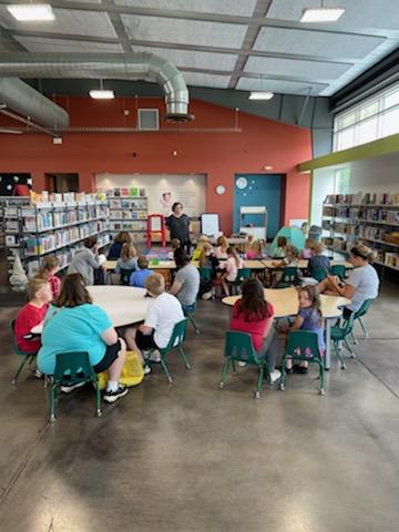 DiscoverDACO's tweet photo. Getting to Know the Eagles with Lisa Schorr was a hit! Thanks to the Carroll branch of Fairfield County Library for having us out!
#FairfieldCounty #LibraryDays https://t.co/emVpUUtmqZ