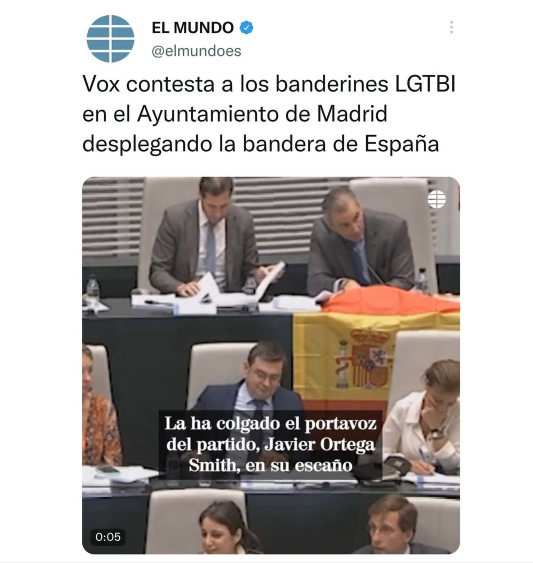 kritikafull's tweet photo. "Cada día que amanece el número de tontos crece" https://t.co/cviXR2G36d