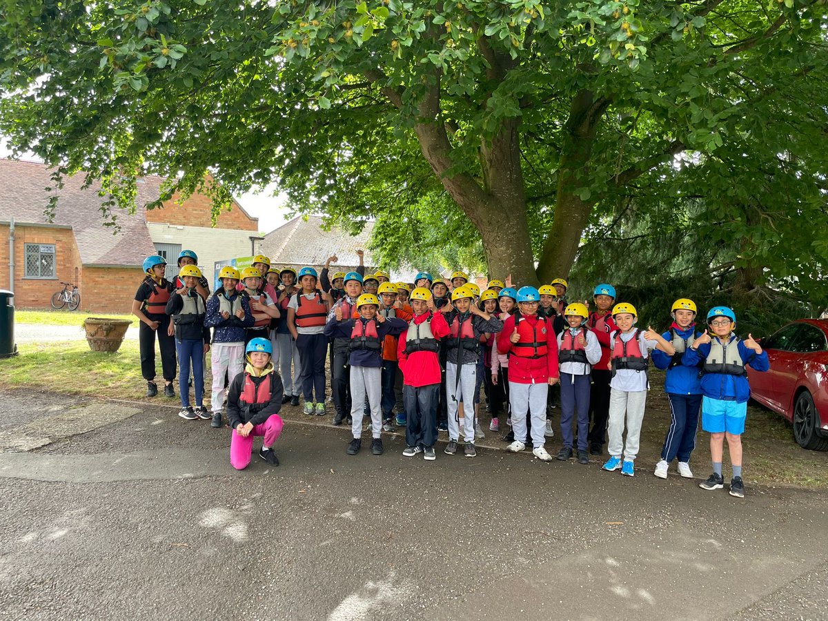 StanburnPrimary's tweet photo. Staff and children ready for the raft team challenge! https://t.co/lKbs1Lu9HL