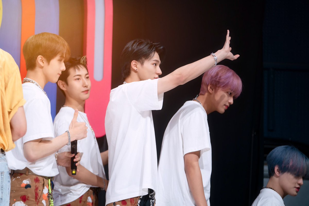 eightdotyoung's tweet photo. 보자마자 도라이됐어 나 https://t.co/H8KYUXbaPP