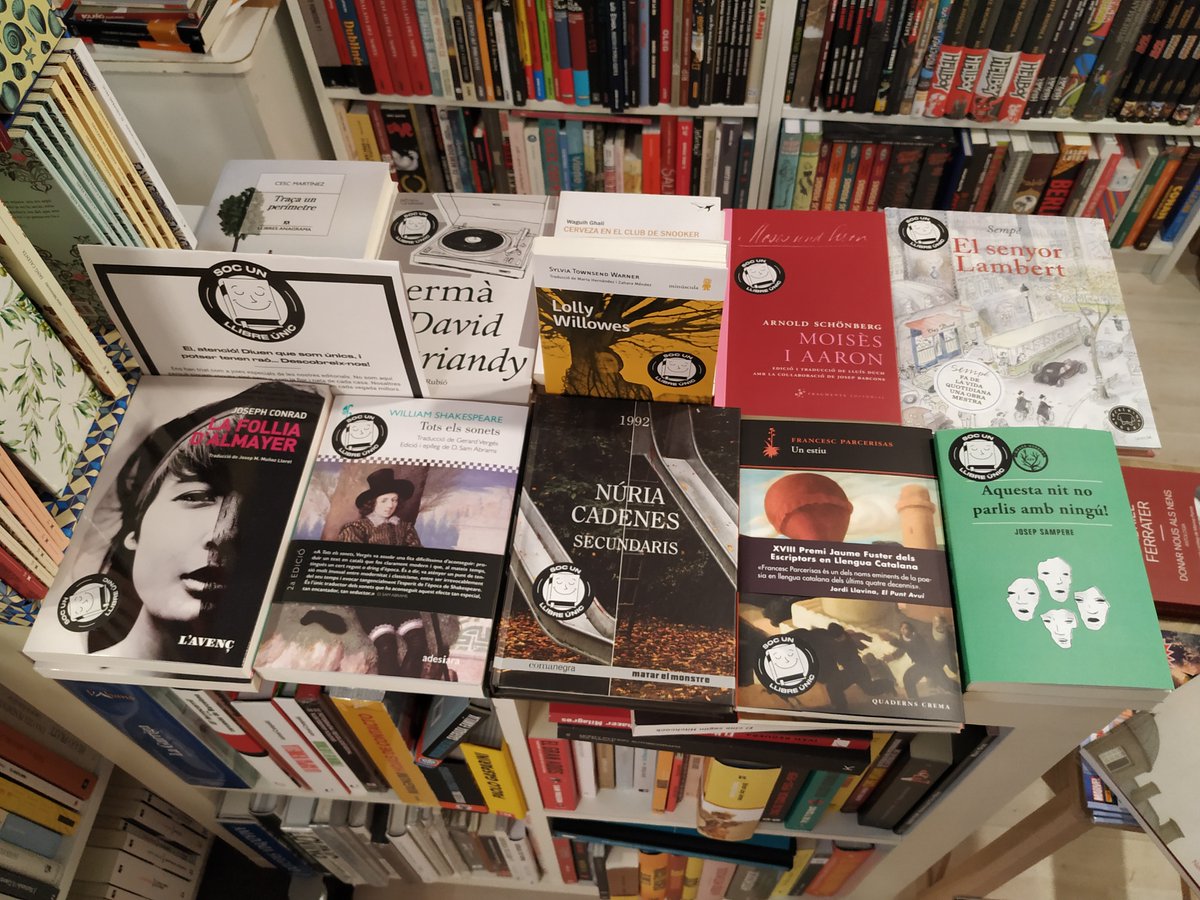 Tothom a <a href="/strogoffbooks/">Strogoff Llibreria</a> 😍