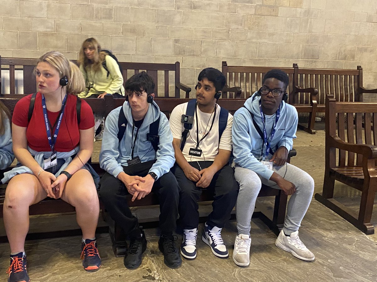 AspireFul22's tweet photo. @FulneckSchool We have arrived at Parliament #Westminster https://t.co/WPRudhf1Jn