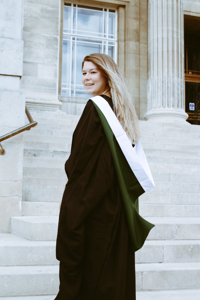 Yesterday was wonderful. 
Pleased I finally got the oppurtunity to celebrate with my family.

#LeedsGrad
#MastersGrad
#UniversityofLeeds 
#LeedsAlumni
#ForeverLeeds 💚