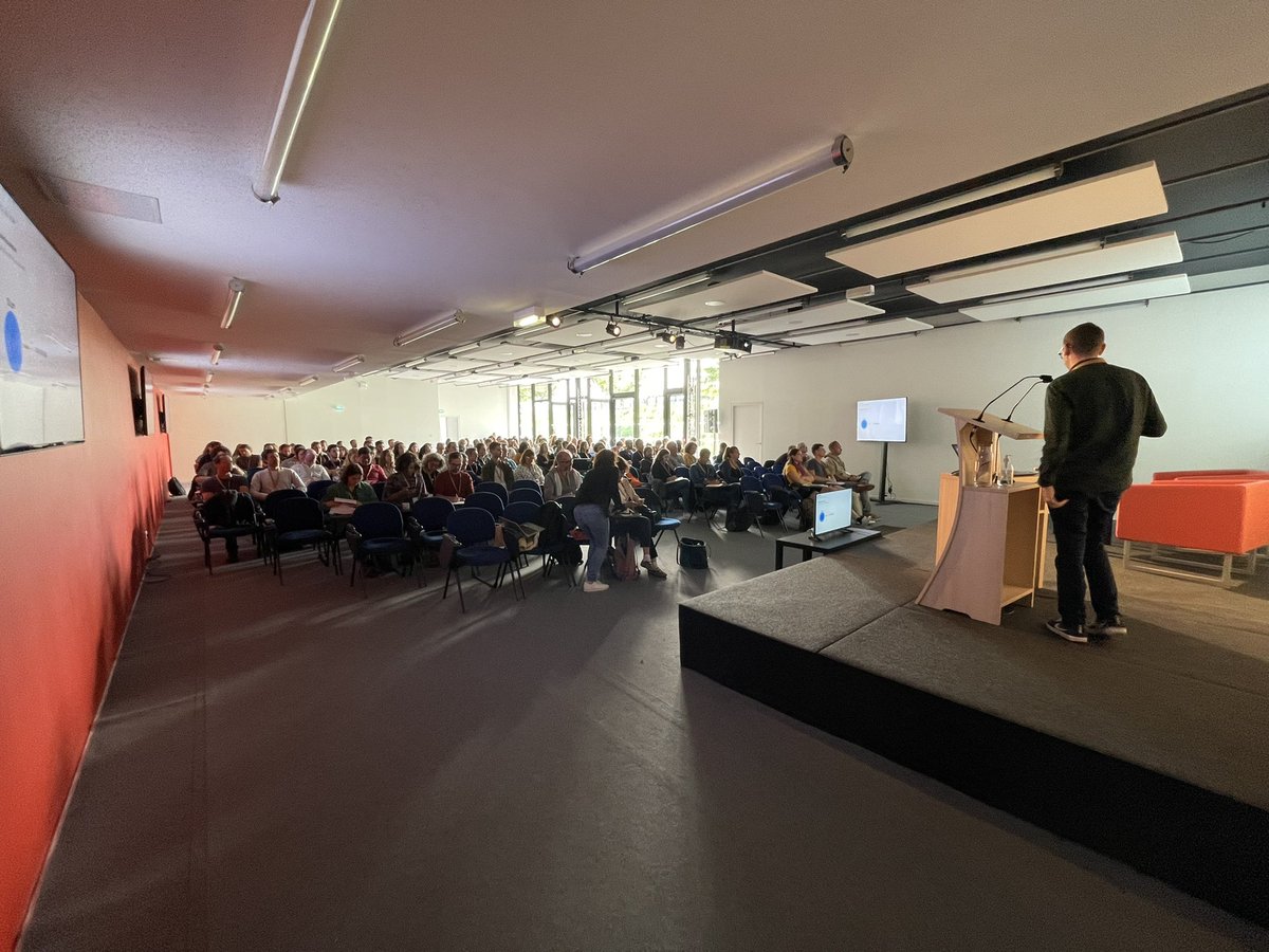 ikapaulpont's tweet image. 3ème rencontres du GDR Polymères &amp;amp; Océans, 172 participants pour 3 incroyables journées de partage des connaissances sur les avancées scientifiques sur la pollution plastique🌊🌍🔬@CNRS @Ifremer_fr @Anses_fr @Plastic_EU @ISblue_school @regionbretagne @finistere_29 @LemarLab