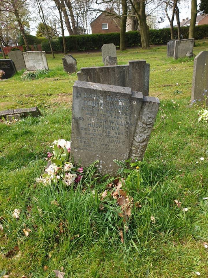 Chester Headstones & Memorials tweet media