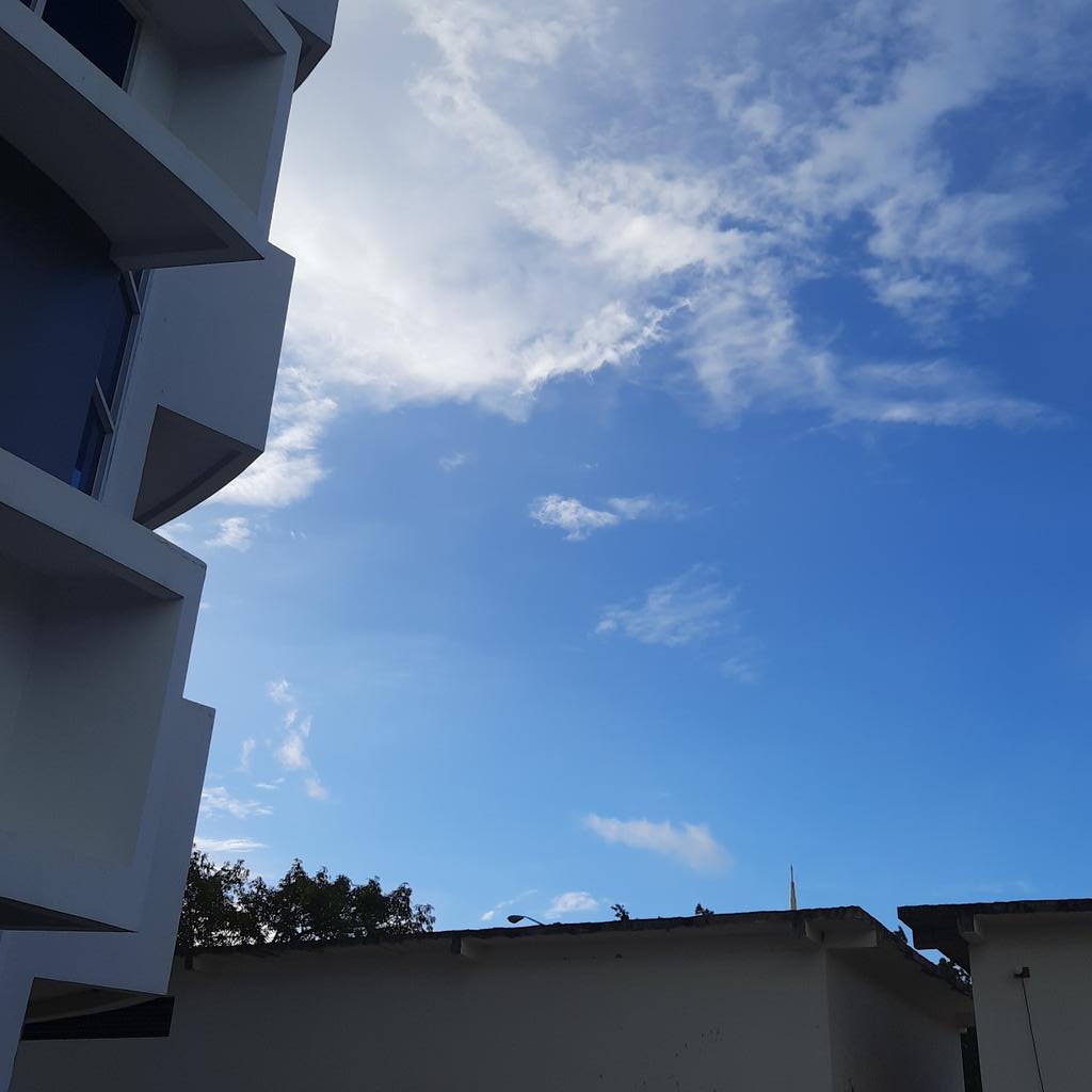 Dprbubble's tweet image. Abis ke perpus 💥📚