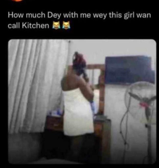 Ma_teeas's tweet photo. Abeg answer dis question
#Yahoo 
#AshewoSpace #doggy https://t.co/uWnavEl6Ny