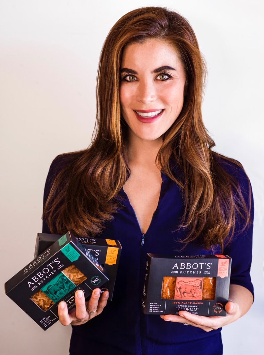 quirkcollection's tweet photo. @KerrySong, a vegan and advocate of animal rights, was dissatisfied with the variety of meat substitutes that were offered, so she founded Abbot's Butcher, a food company that produces vegan chicken, beef, and chorizo items using pea protein. #Womenwednesday https://t.co/3d9grruXtS