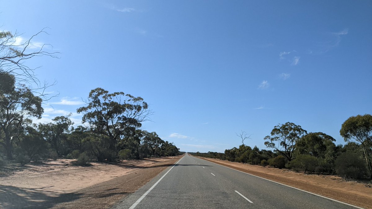 pntaylor's tweet photo. The roads are pretty straight around here. Made it to Cue, our overnight stay, onwards to Karijini tomorrow. #holidays #Australia #OutbackWA https://t.co/Ypp6bZOzHH