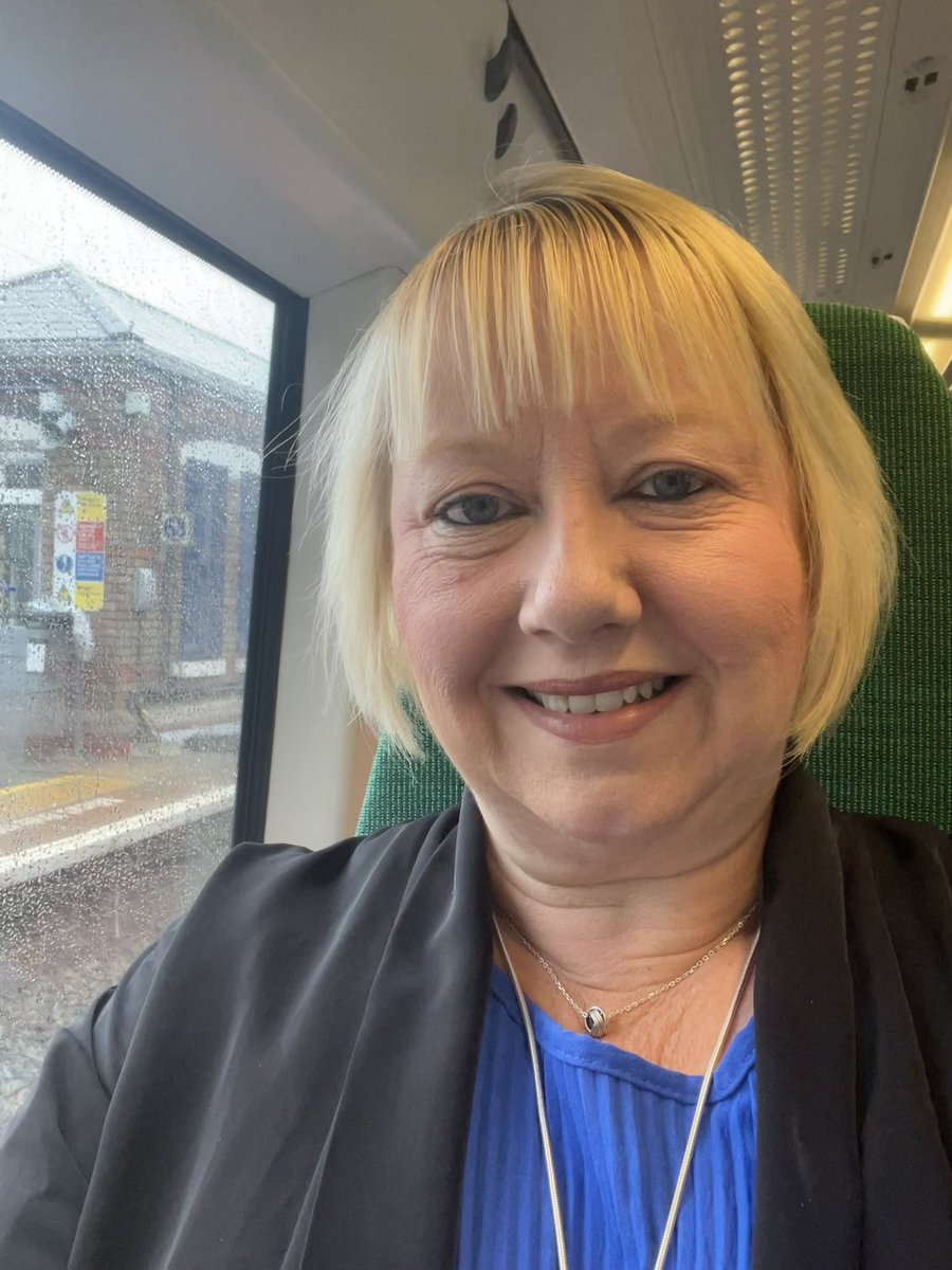 topiaryal's tweet photo. On a train to London for the first work trip there in over two years. Heading to London Excel to the Business Travel Show Europe to meet many travel industry colleagues. Hope to see many of you there #BTShow #btshoweu @BTShowEu https://t.co/phrPmgcmHm