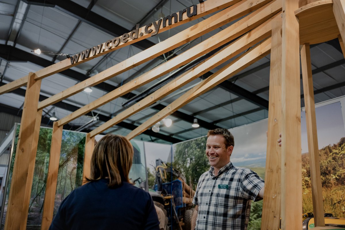 It's hard to believe that 2 weeks have passed since our Innovation and Diversification Wales event. Today we'll be reminiscing and browsing through the event gallery and sharing them with you.
📸