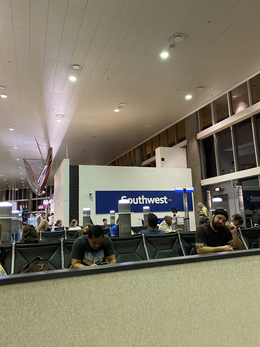 kohanapousson's tweet photo. See you soon CO! @triplecrownspts #firecrackersTJ @MikeMeyersFIU @CoachHelz @CoachHelz @CoachFullerPitt @Coach_T_Bradley @CoachVUCONN @CoachG_14274 @Coach_SniderSB @CoachAli_SCSB @CoachPatrick_ @coach_toric @MrCoachTbratt @CoachSorden @TyraPerry13 @coach_toric https://t.co/Z2fJWZX0k7