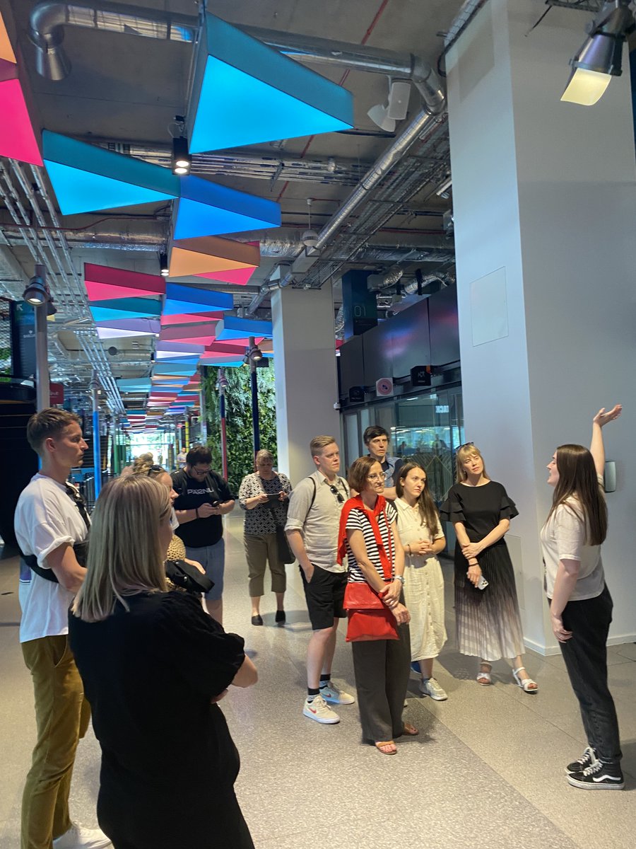 Started the summer of 2022 by 🚀 blasting off on to our Startup Community Study Trip to London. 💂🇬🇧

🦄 Learned from one of the most diverse startup ecosystems
🧠 Got new ideas
🫂 Built new connections

Thanks to our startup community and the people who joined our journey!❤️