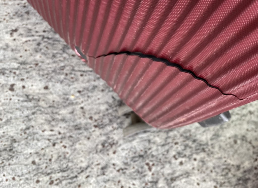 rakeshbehera's tweet photo. @IndiGo6E was on the flight 6E5386. I wonder just how much mishandling is needed to break a hard case suitcase. Will #indigo cover the damages? https://t.co/IbU3yNe8L4