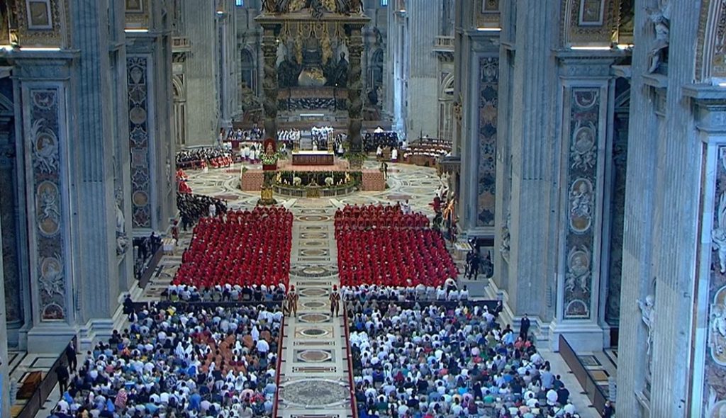 retepiu's tweet photo. Santi Pietro e Paolo. Papa Francesco: "Una Chiesa senza catene e senza muri" - https://t.co/wBhHpOBCg7 https://t.co/NTztsJAOCB