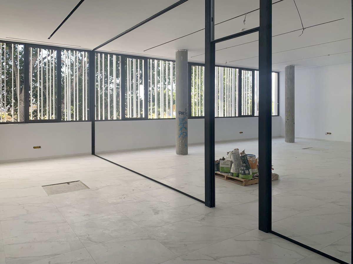 OfivalWorkspace's tweet image. ¿Conoces las ventajas de dividir espacios de trabajo con los sistemas de mampara SP Systems?

Su adaptabilidad los convierte en la solución óptima para personalizar espacios de trabajo y oficinas.

ofival.es/mampara-de-ofi…

#mampara #spsystems #ofival #oficina #interiorismo