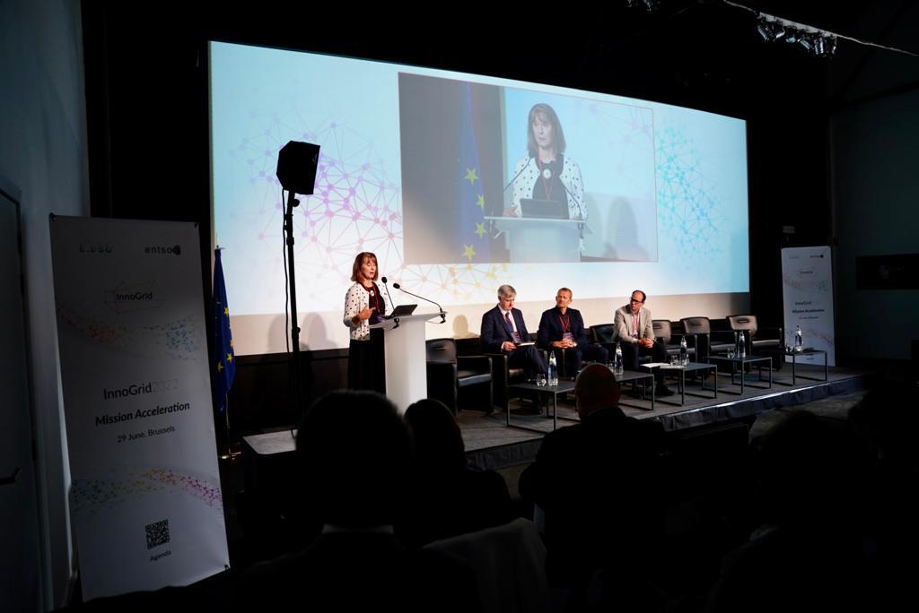 CoordiNet tweet media