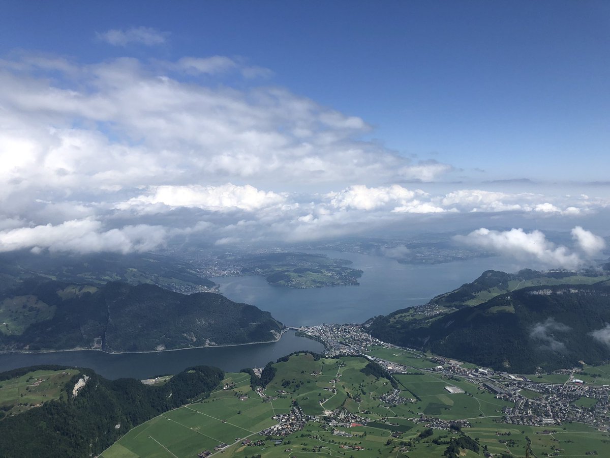 davemehr's tweet photo. Up in the cloud #Stanserhorn #adayoff https://t.co/YOAztrF1FL