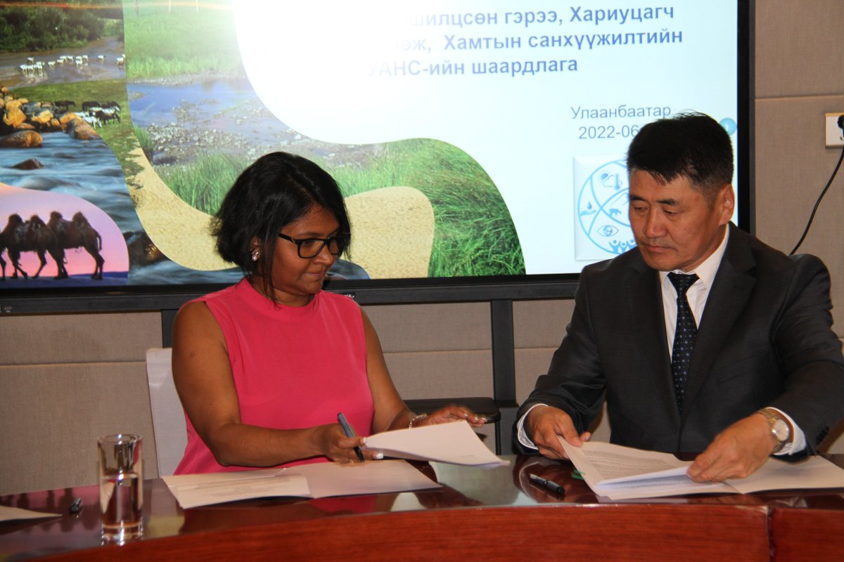ADAPTProjectMN's tweet image. On June 28th, @theGCF funded ADAPT project signed the Letter of Agreement with @khovdaimag @zavkhan1 @dornod @sukhbaatar aimags representatives in the implementation of project activities to produce tangible outcomes.